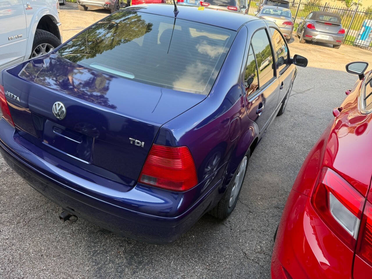 Used 2001 Volkswagen Jetta GL FWD image 4