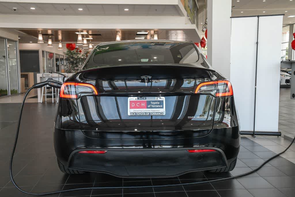 Used 2025 Tesla Model Y Performance AWD/4WD image 7