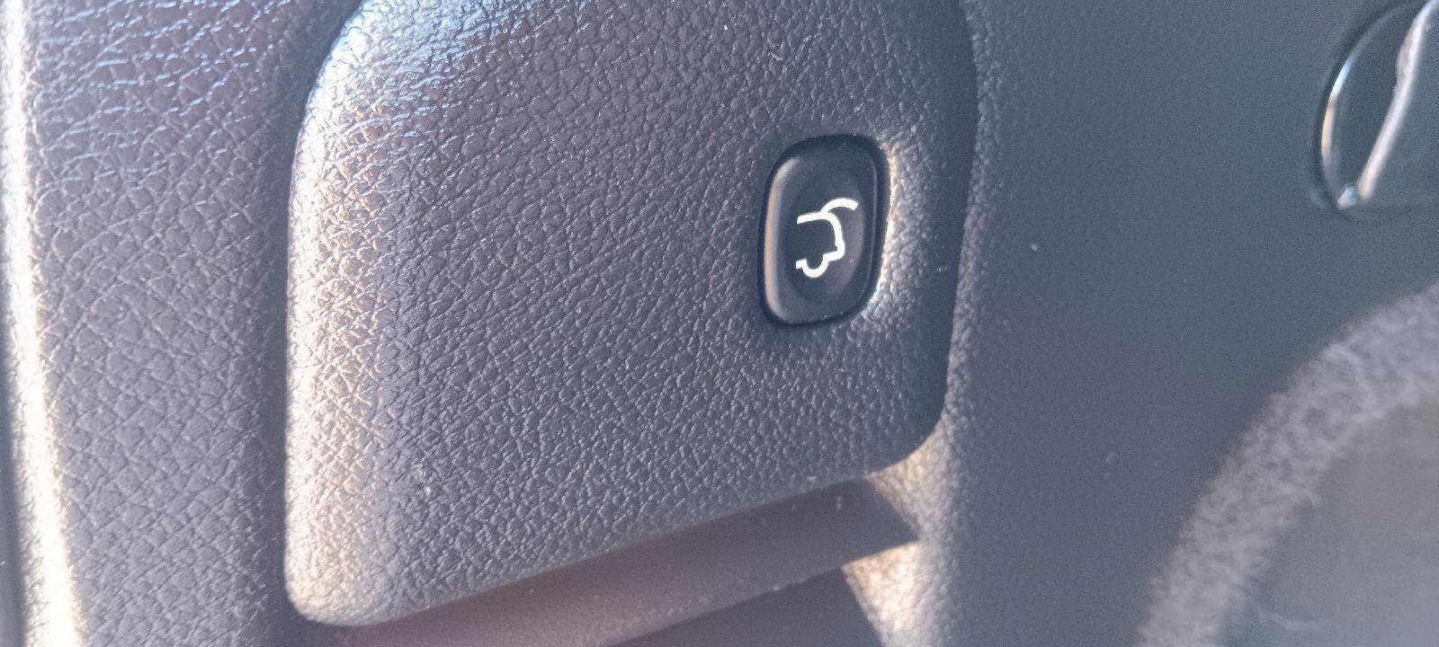 Used 2021 Jeep Grand Cherokee Trailhawk w/ Premium Lighting Group image 29