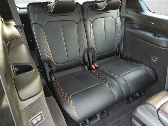 Used 2022 Jeep Grand Cherokee L Summit w/ Luxury Tech Group V image 20