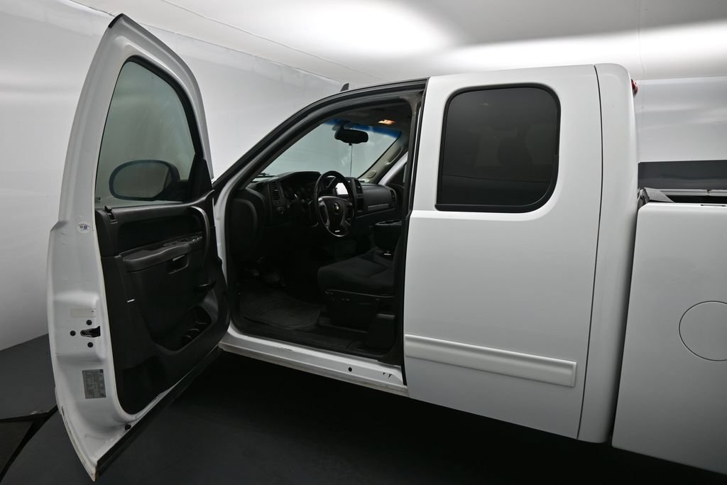 Used 2012 Chevrolet Silverado 1500 LT w/ All-Star Edition AWD/4WD image 8