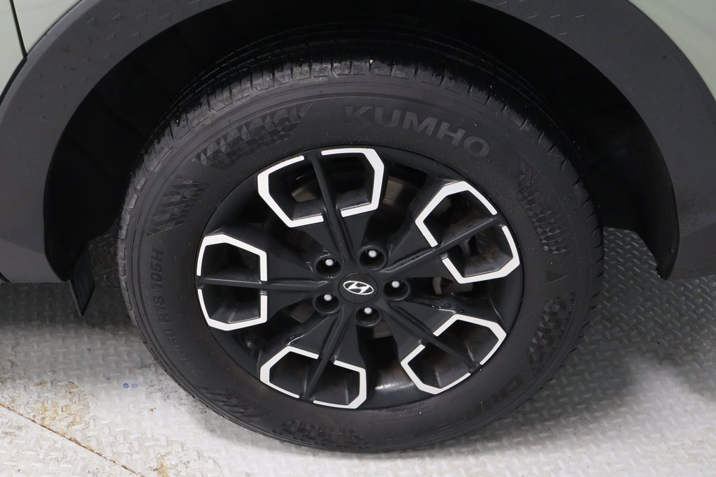 Certified 2022 Hyundai Santa Cruz SEL w/ Activity Package image 19