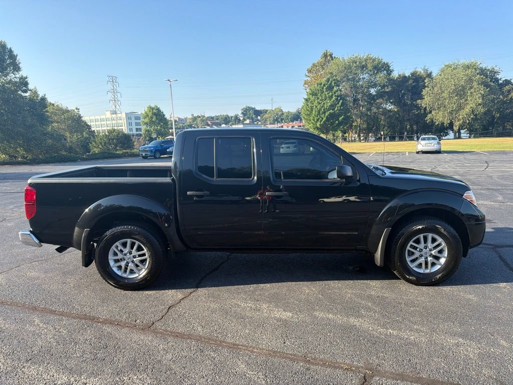 Used 2019 Nissan Frontier SV AWD/4WD image 11