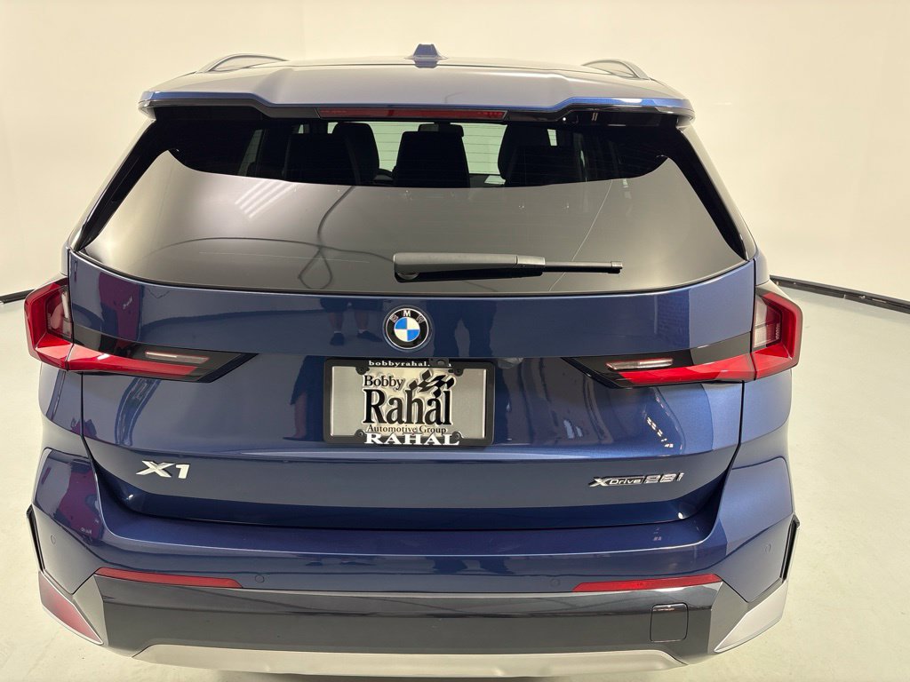 Certified 2023 BMW X1 xDrive28i w/ Convenience Package AWD/4WD image 7