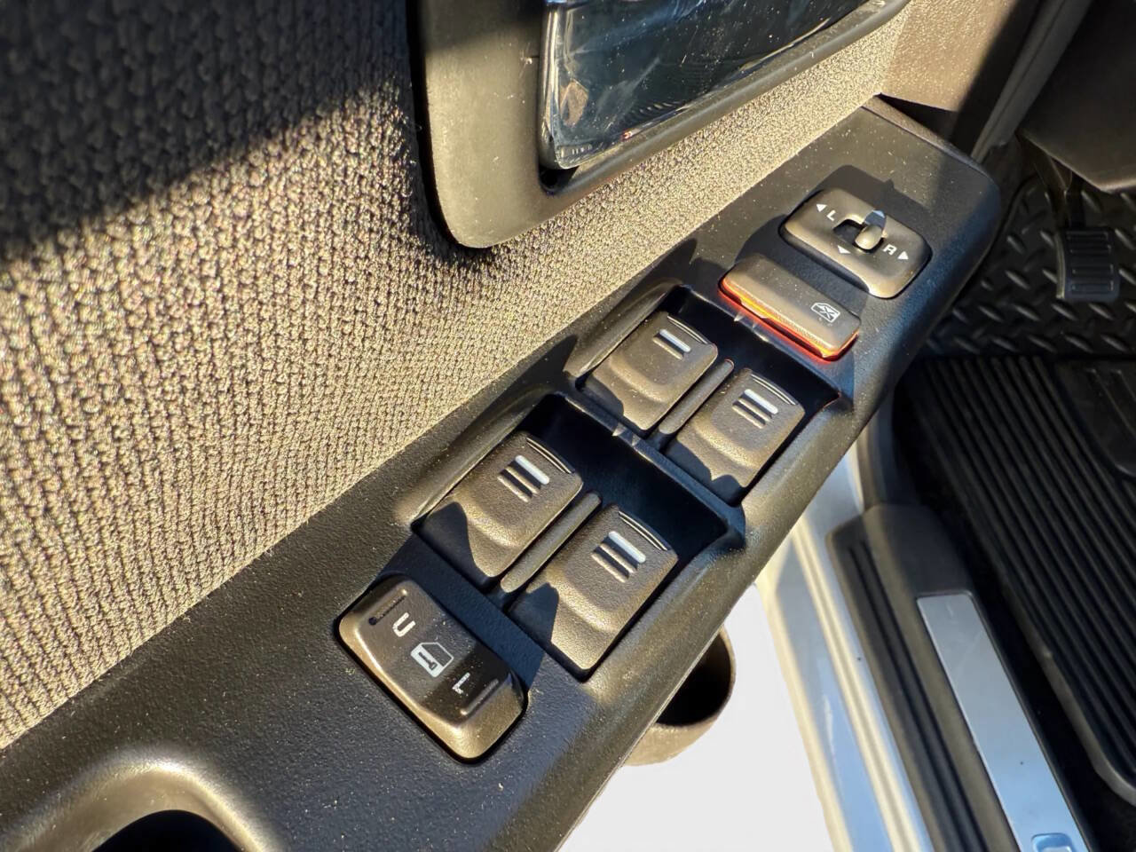 Used 2010 Chevrolet Colorado LT image 10