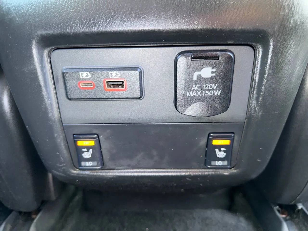 Used 2019 Nissan Pathfinder SL image 32