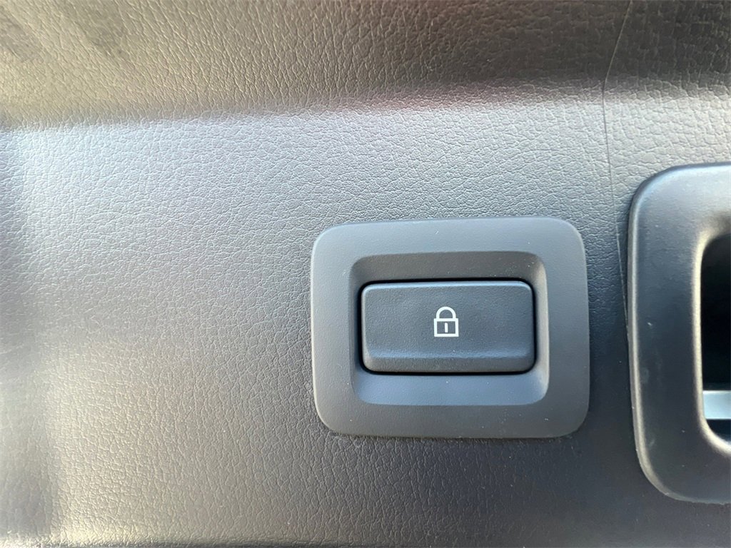 Used 2024 MAZDA CX-30 AWD 2.5 S w/ Preferred Package image 36