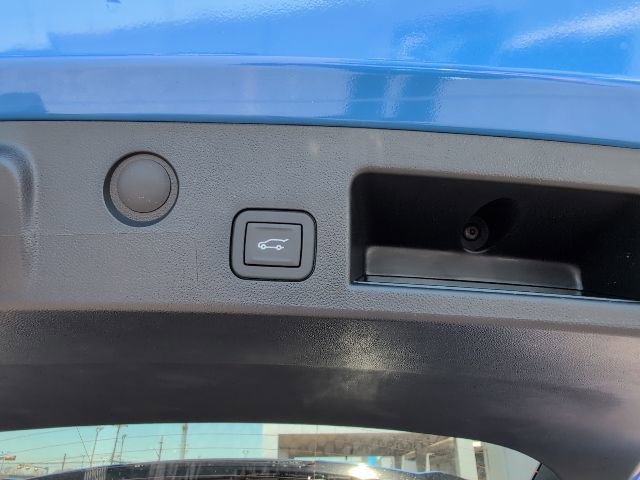 New 2026 Chevrolet Equinox ACTIV w/ Safety and Technology Package FWD image 11