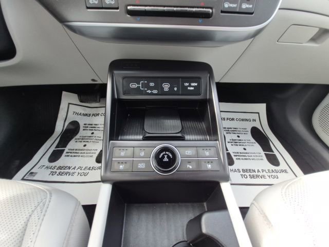 Used 2024 Hyundai Kona Limited AWD/4WD image 28