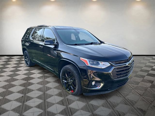 Used 2020 Chevrolet Traverse Premier w/ Redline Edition FWD image 5
