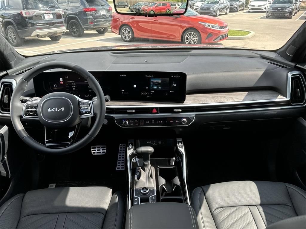Certified 2025 Kia Sorento SX Prestige image 22