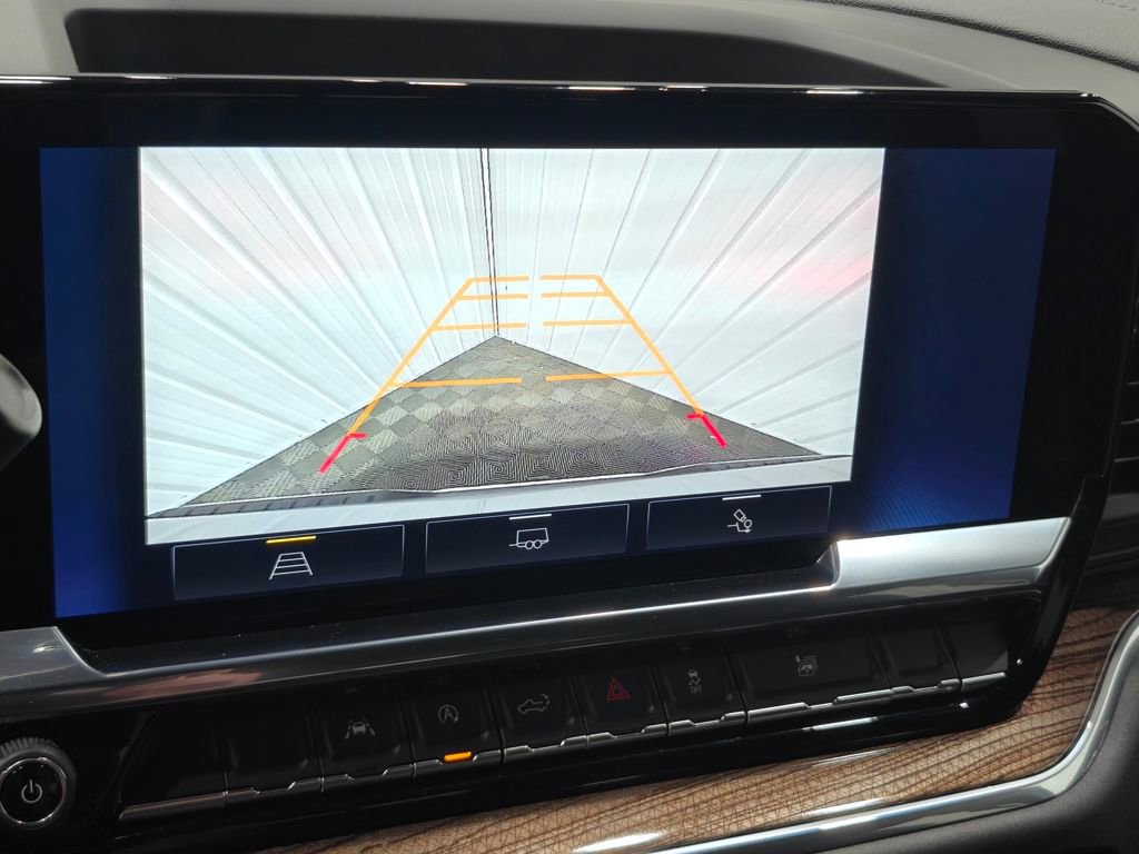 Used 2025 Chevrolet Silverado 1500 LT w/ LPO, Dark Essentials Package image 7