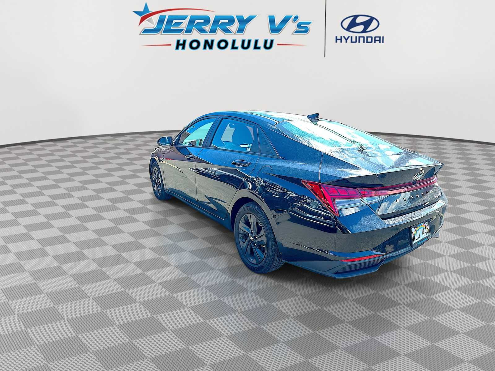 Used 2023 Hyundai Elantra Blue image 6