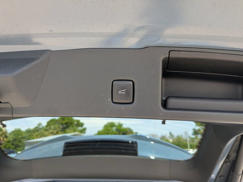 Used 2024 Ford Escape ST-Line w/ Tech Pack #1 FWD image 14