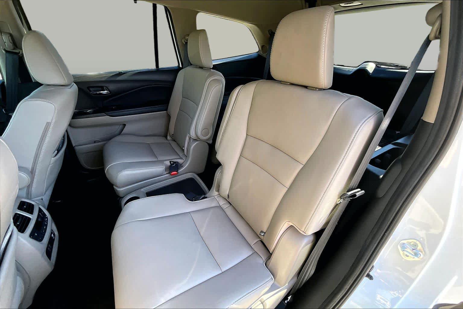Used 2022 Honda Pilot Touring image 21