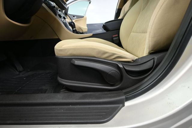 Used 2011 Hyundai Sonata GLS FWD image 15