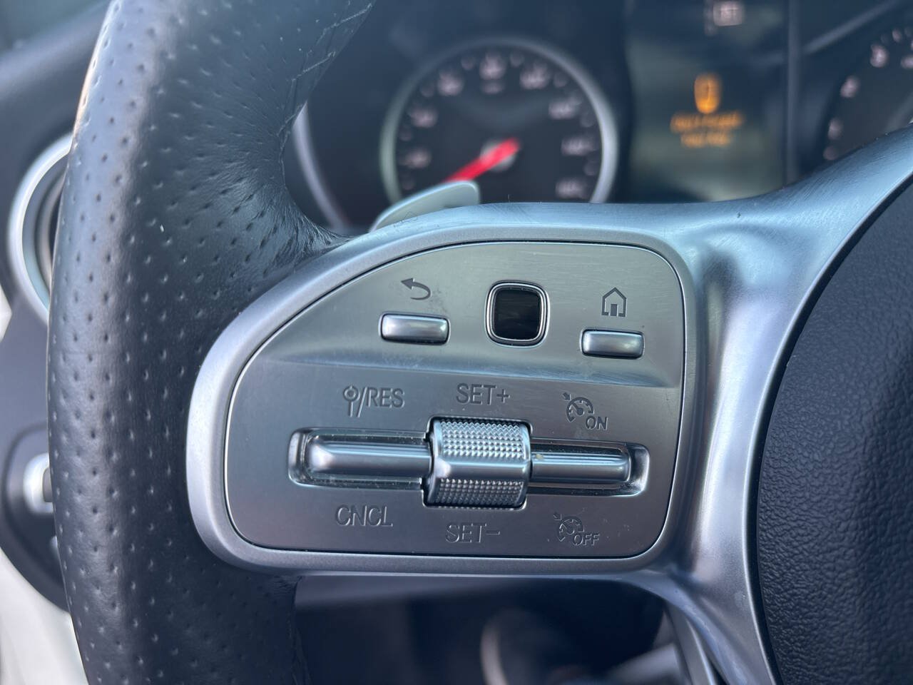 Used 2019 Mercedes-Benz C 300 Sedan image 32