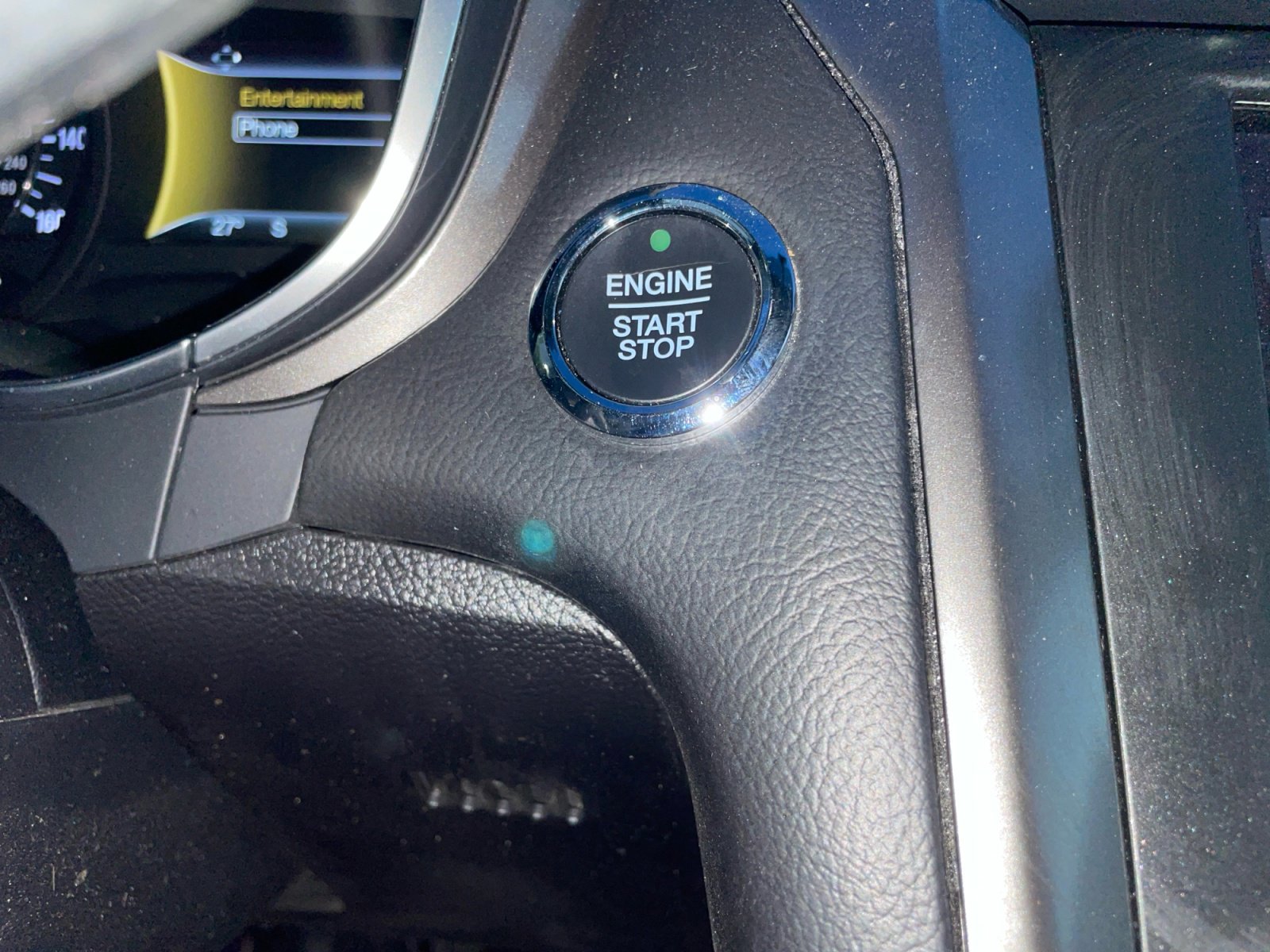 Used 2017 Ford Fusion SE w/ Equipment Group 201A AWD/4WD image 21