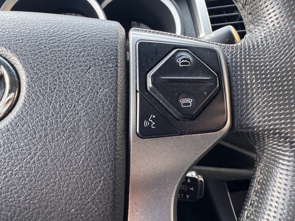 Used 2014 Toyota Tacoma PreRunner w/ SR5 Package image 32