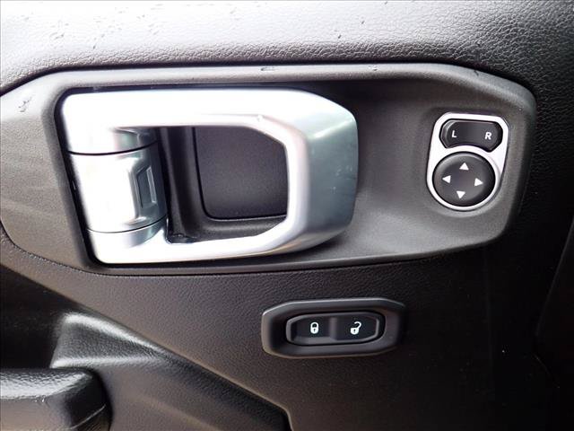 Used 2022 Jeep Wrangler Sport AWD/4WD image 11