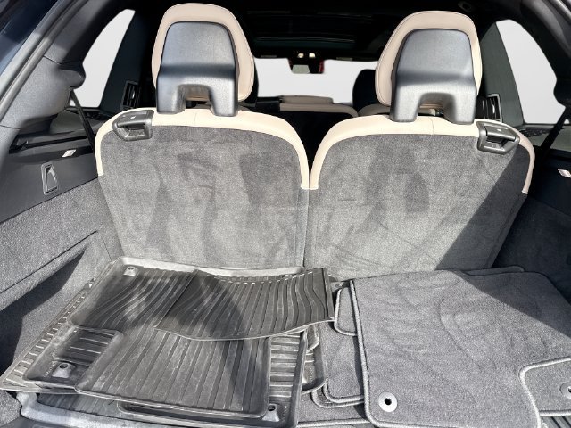 Certified 2026 Volvo XC90 B6 Plus AWD/4WD image 24