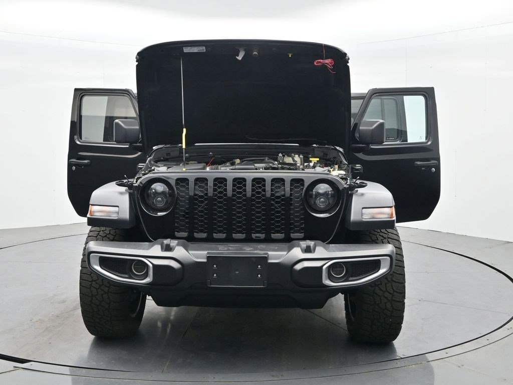 Used 2023 Jeep Gladiator Sport AWD/4WD image 34