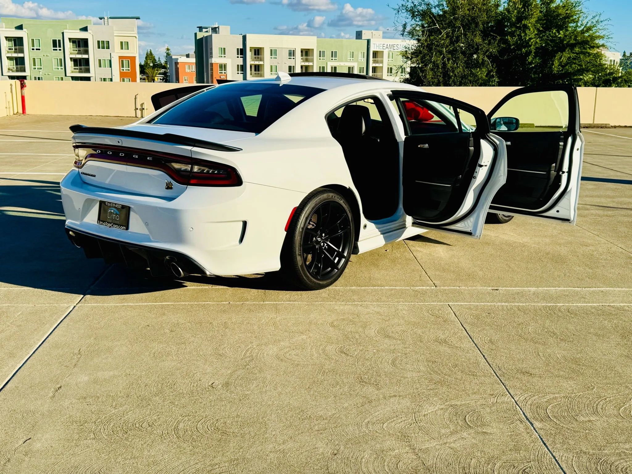 Used 2021 Dodge Charger Scat Pack w/ Dynamics Package image 32