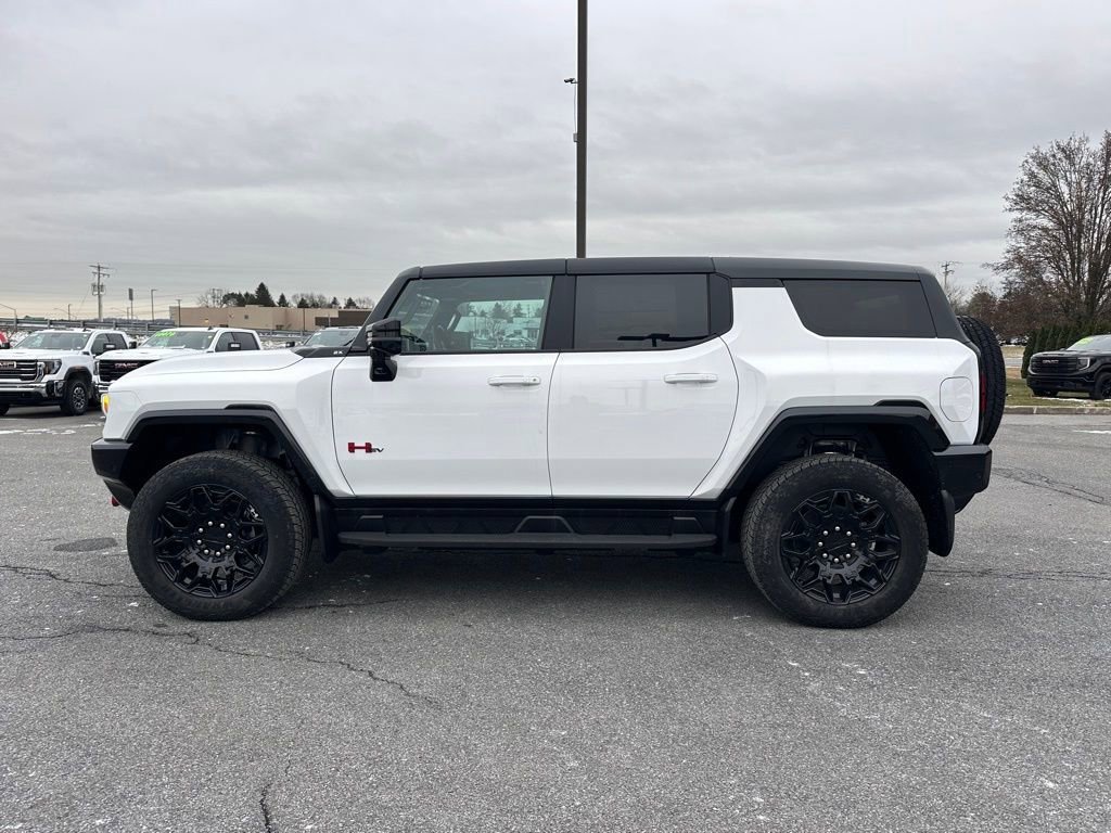 New 2026 GMC Hummer EV SUV w/ LPO, Sport Package AWD/4WD image 6