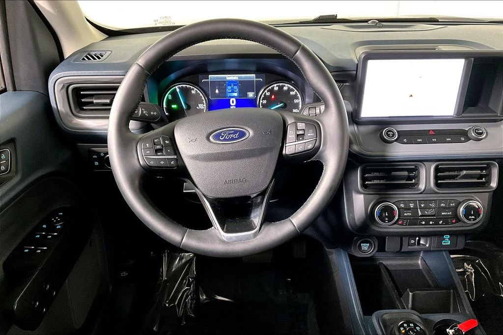 Used 2024 Ford Maverick Lariat w/ Black Appearance Package image 5