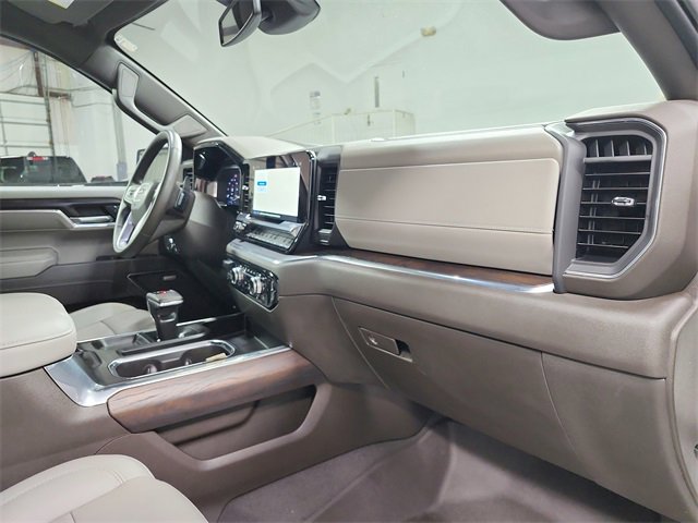 Used 2024 GMC Sierra 1500 SLT w/ SLT Premium Package image 38