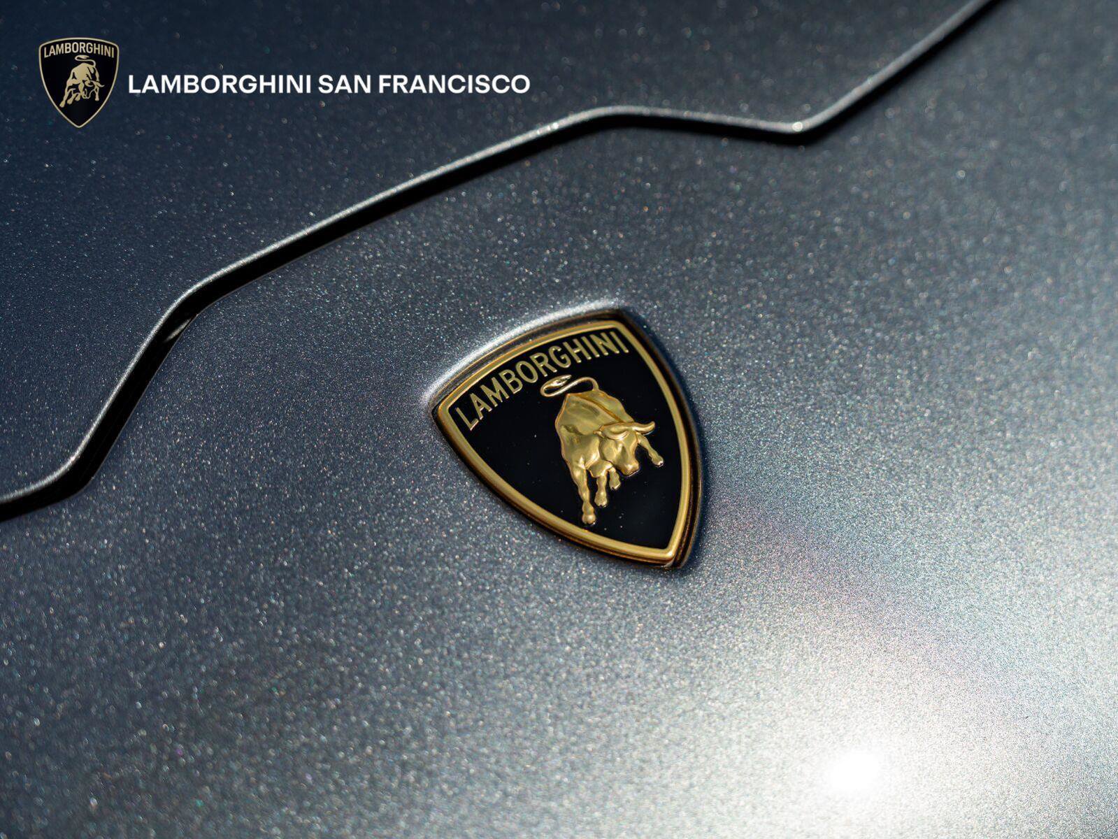 Used 2018 Lamborghini Huracan Performante AWD/4WD image 23