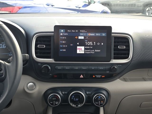 Used 2026 Hyundai Venue SEL image 11