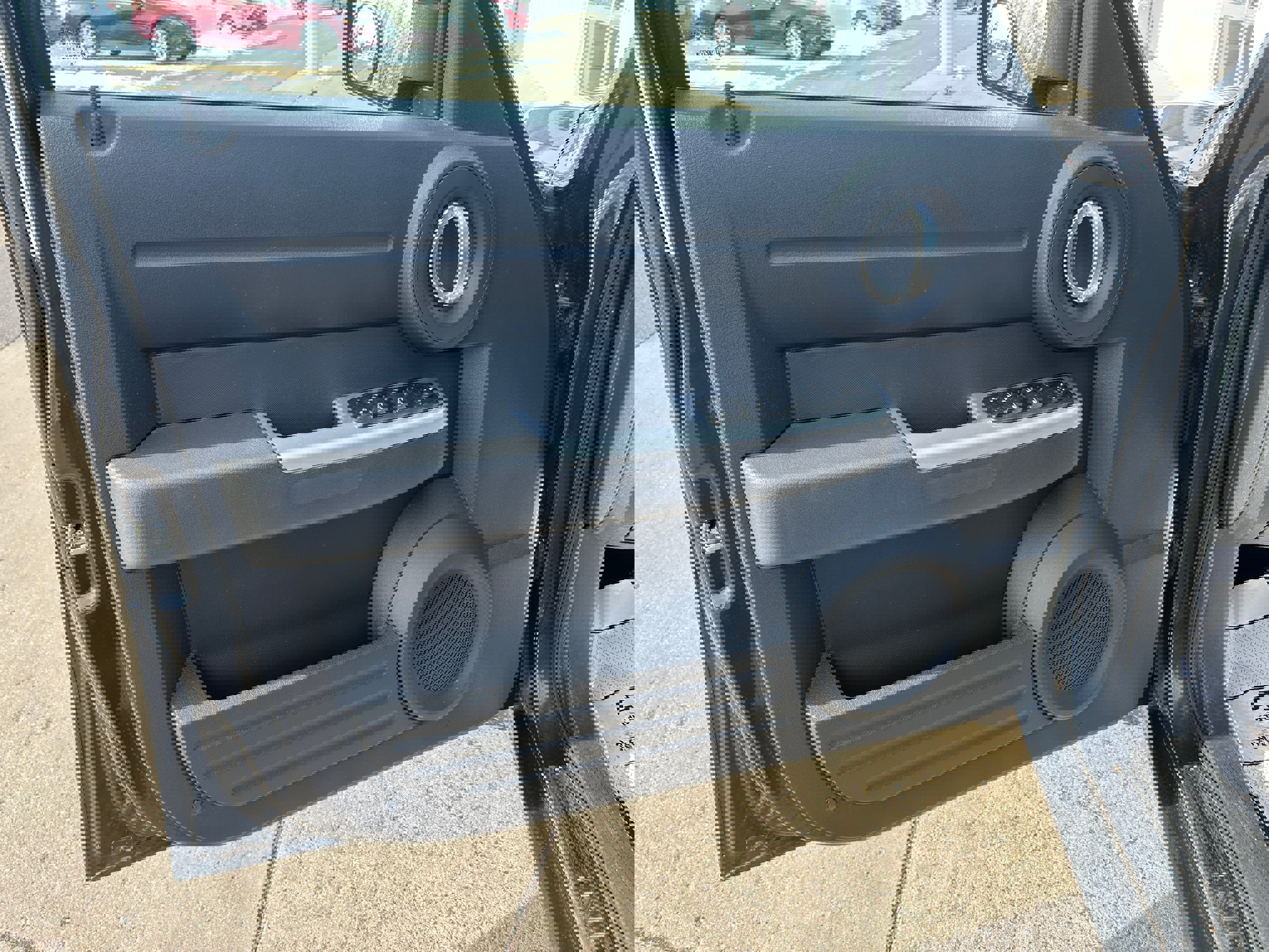 Used 2011 Dodge Nitro Detonator w/ Chrome Accents Group image 12