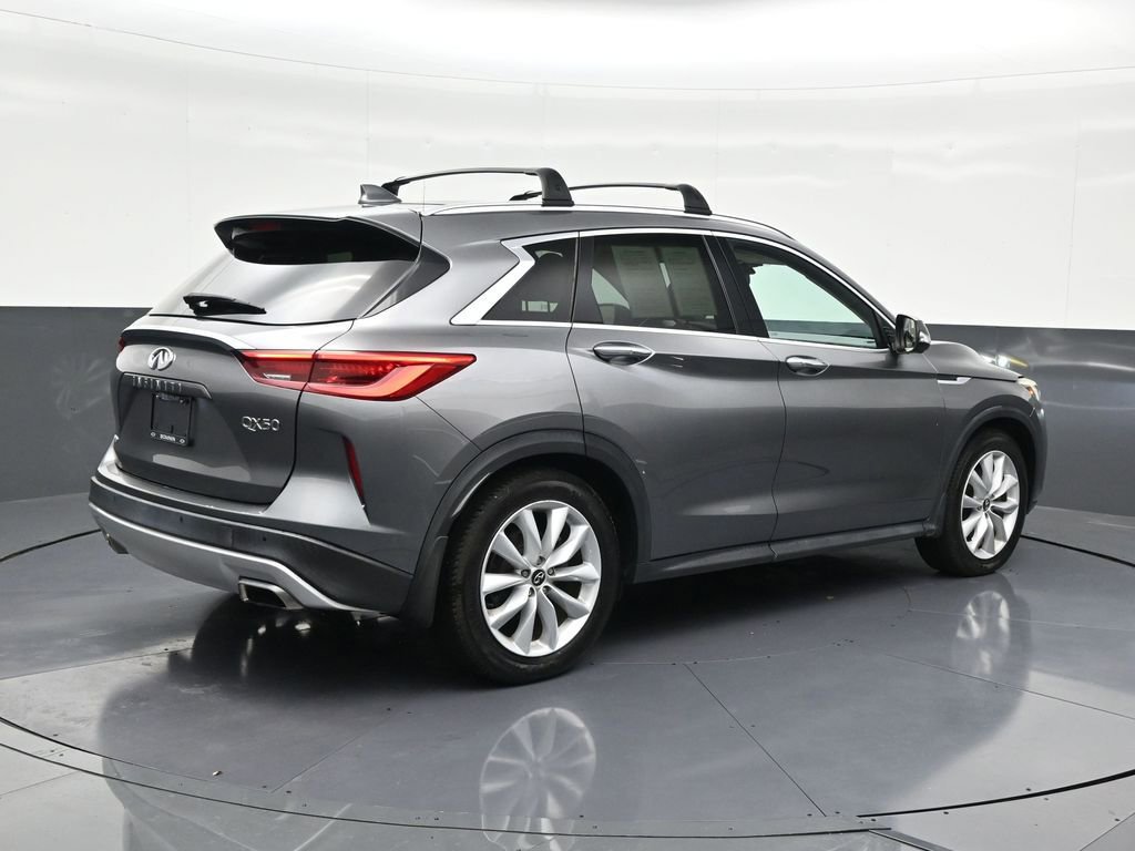 Used 2019 INFINITI QX50 Essential w/ Premium Audio Package image 5