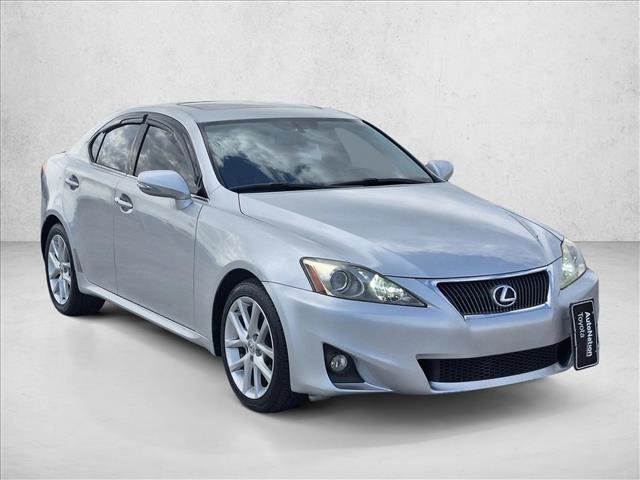 Used 2011 Lexus IS 250 w/ Premium Pkg Value Edition RWD image 3