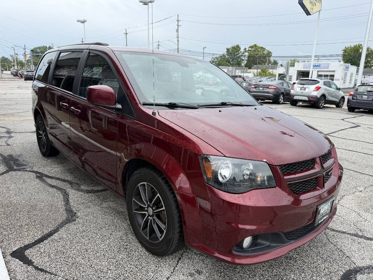 Used 2019 Dodge Grand Caravan GT FWD image 4