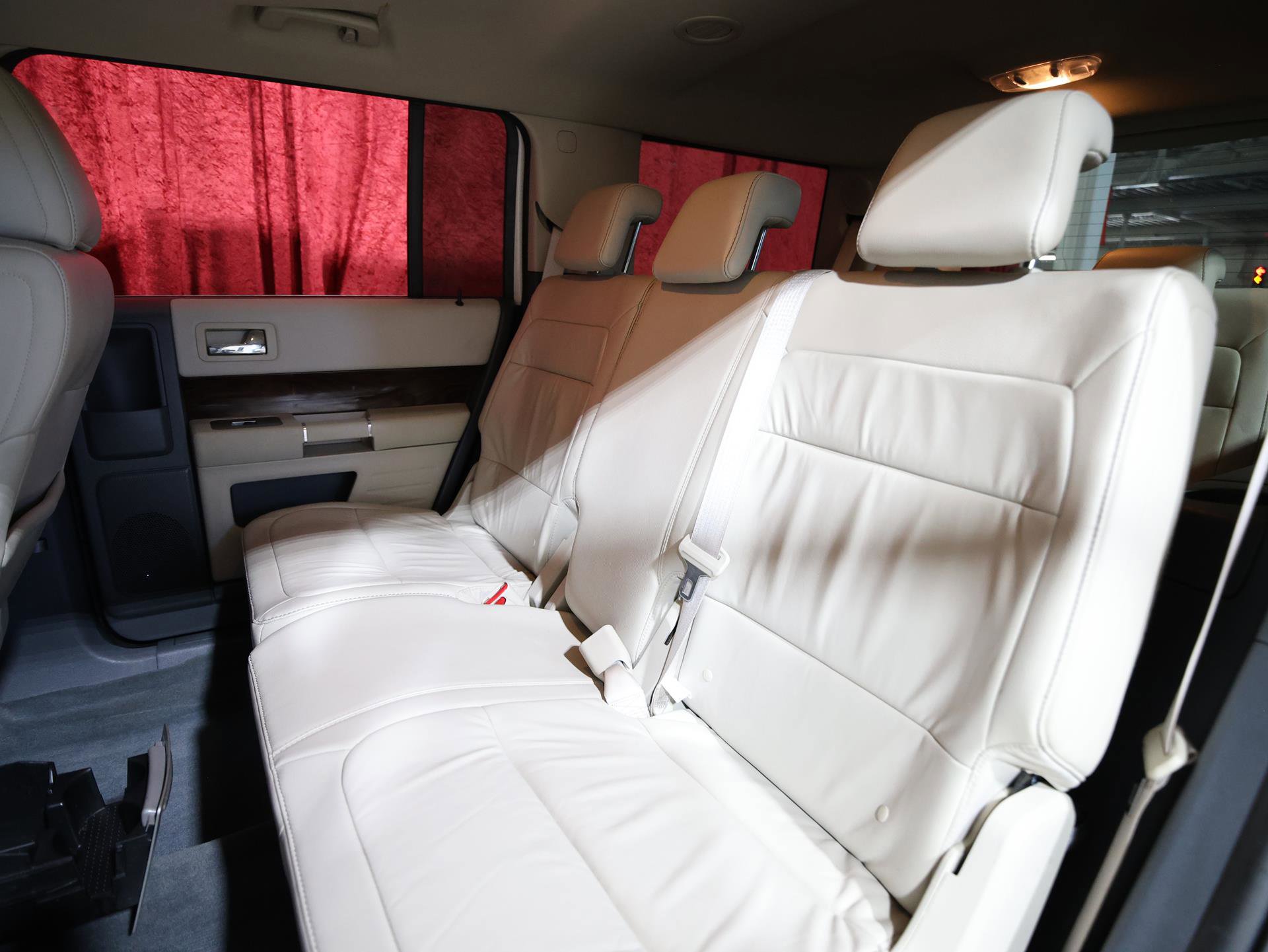 Used 2009 Ford Flex SEL image 13