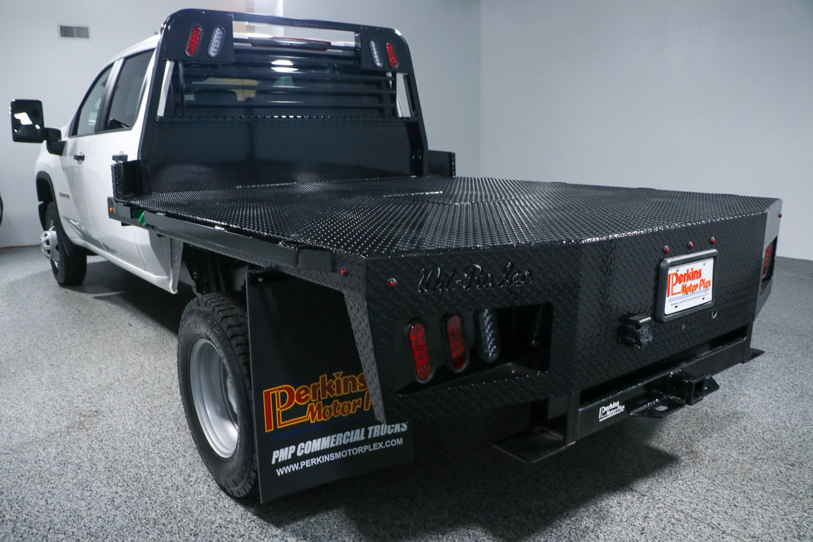 Used 2024 Chevrolet Silverado 3500 W/T AWD/4WD image 10