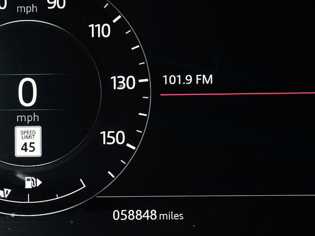 Used 2020 Land Rover Range Rover HSE image 24