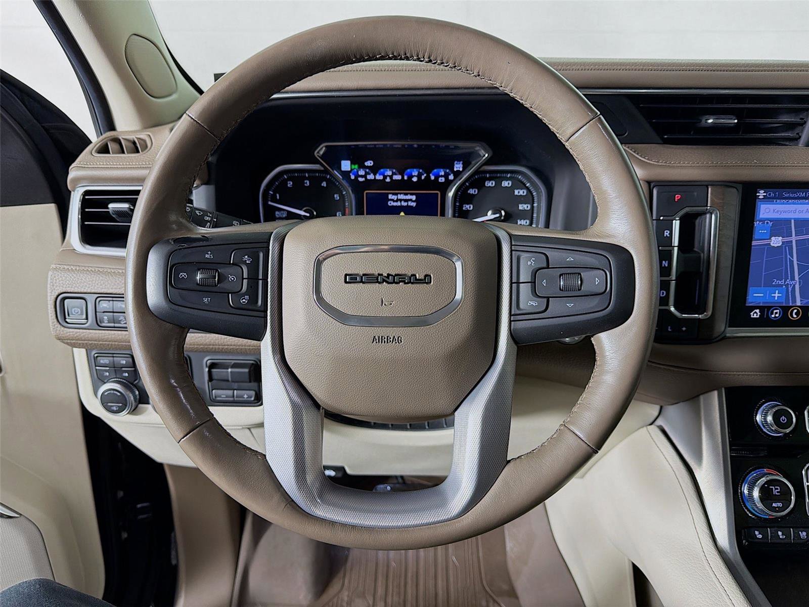 Used 2021 GMC Yukon Denali w/ Denali Ultimate Package image 12