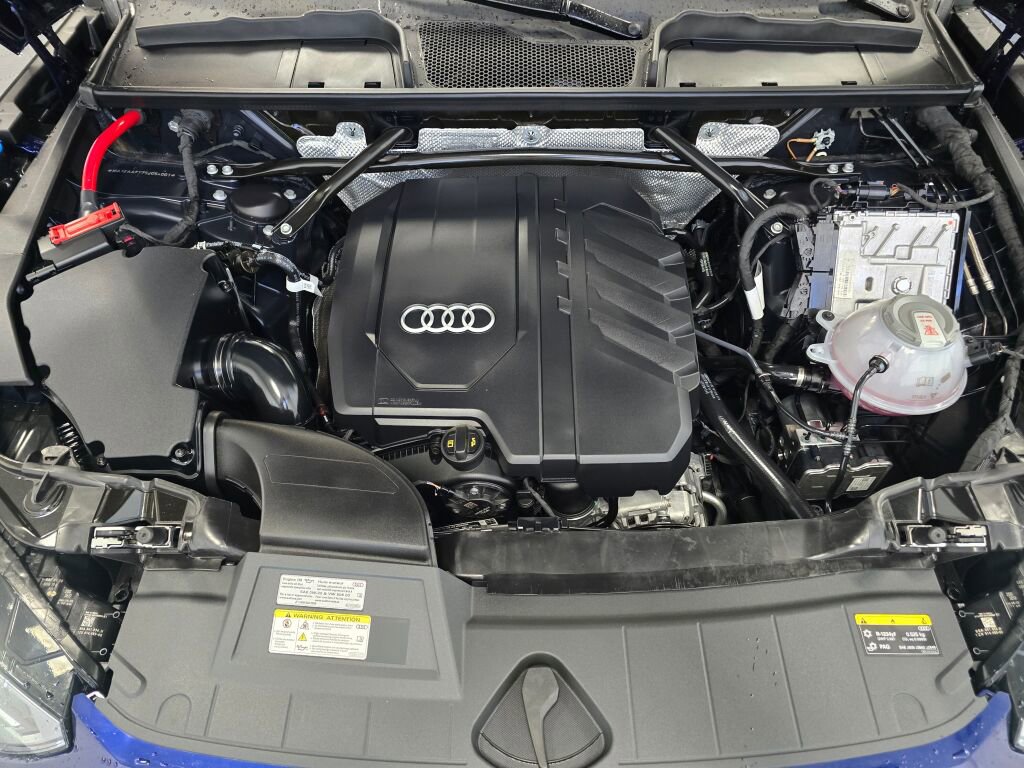 Certified 2025 Audi Q5 2.0T Premium Plus w/ Premium Plus Package image 10