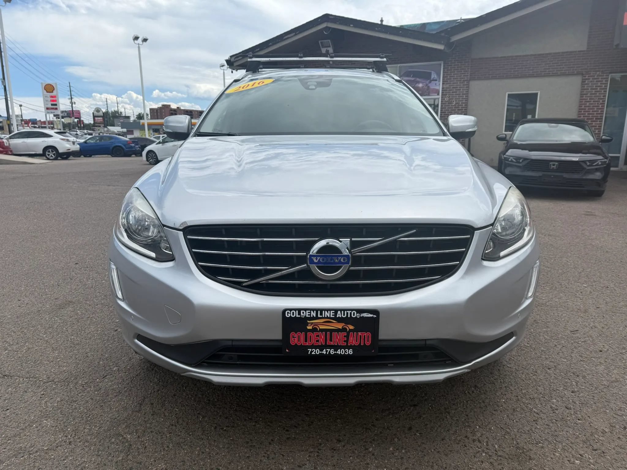 Used 2016 Volvo XC60 T5 Premier w/ Protection Package AWD/4WD image 3