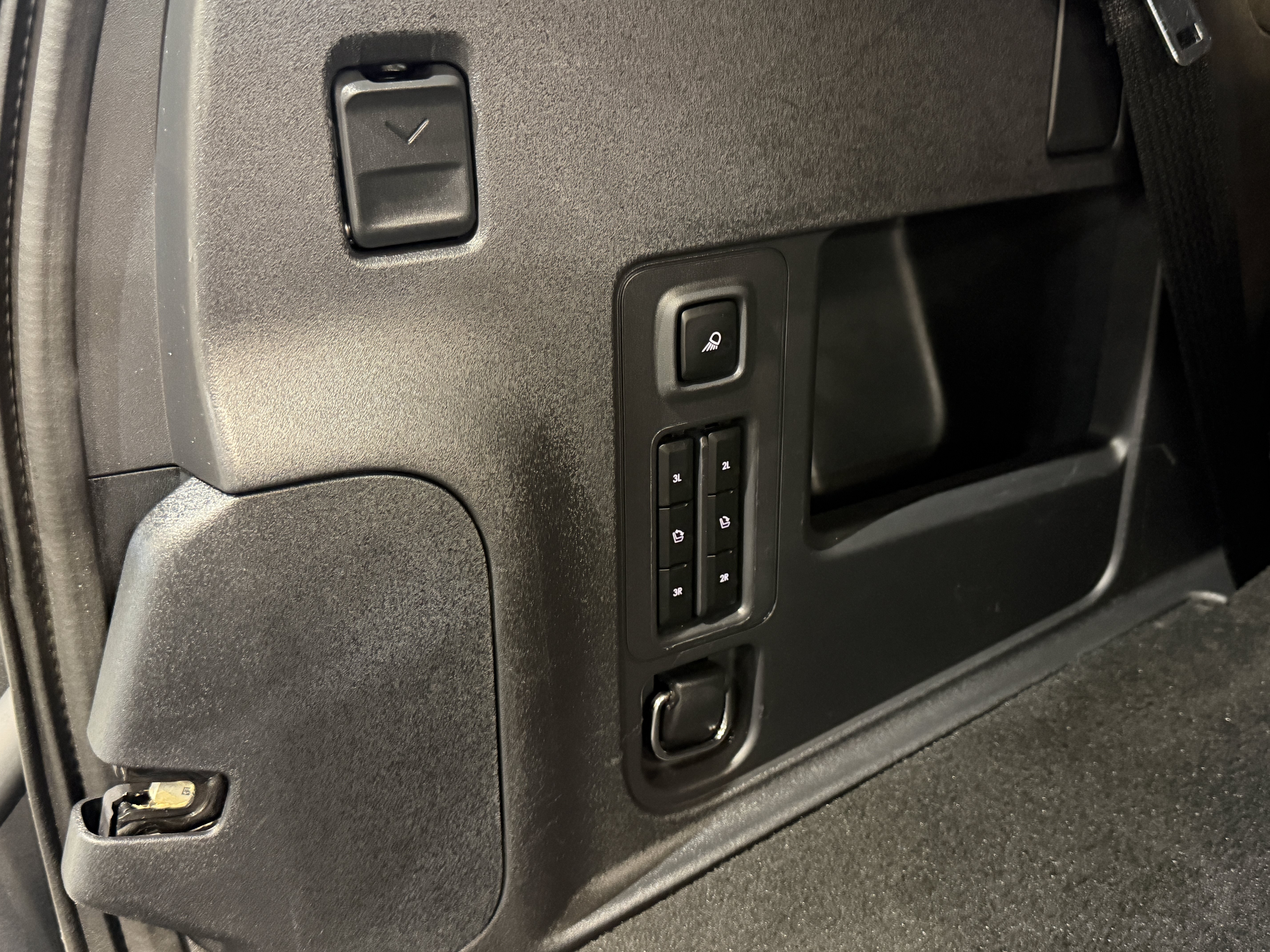 Used 2025 Lincoln Navigator Reserve AWD/4WD image 31