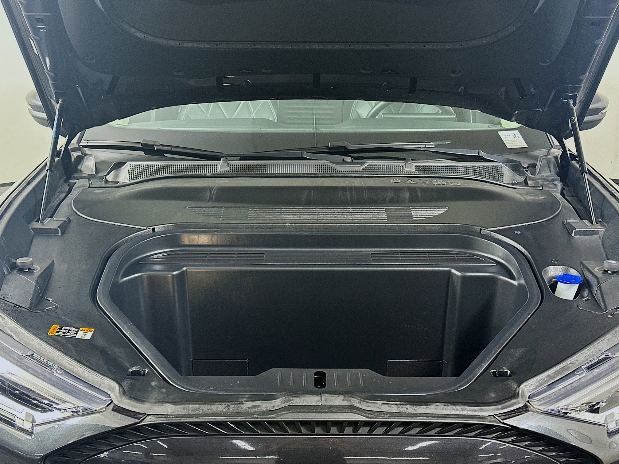 Used 2021 Ford Mustang Mach-E Select image 34