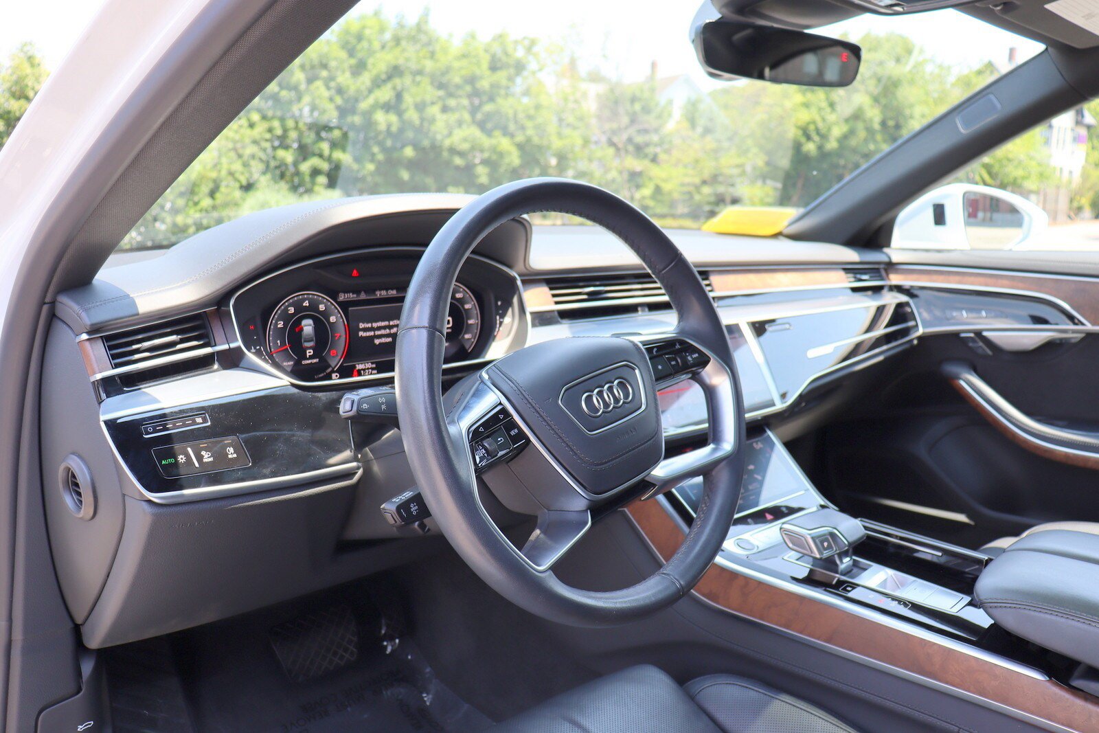 Used 2023 Audi A8 L 3.0T w/ Luxury Package AWD/4WD image 10