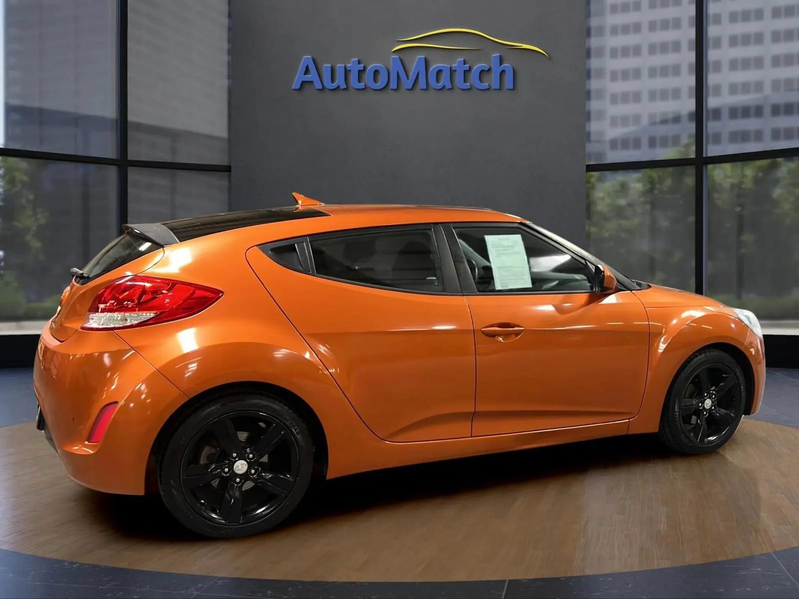 Used 2012 Hyundai Veloster FWD image 11