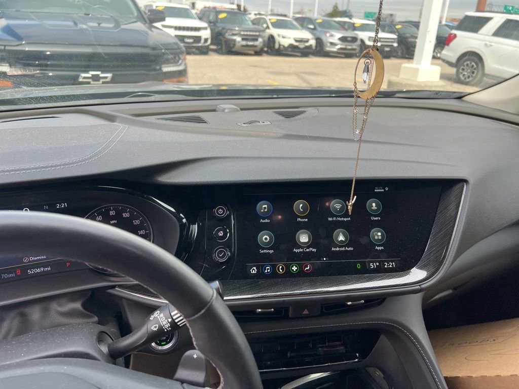 Used 2023 Buick Envision Essence image 10
