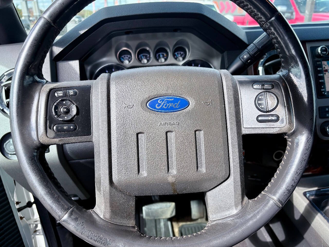 Used 2011 Ford F250 Lariat w/ Chrome Pkg AWD/4WD image 17