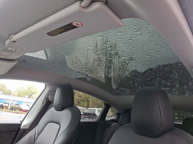 Used 2020 Tesla Model Y Long Range image 16