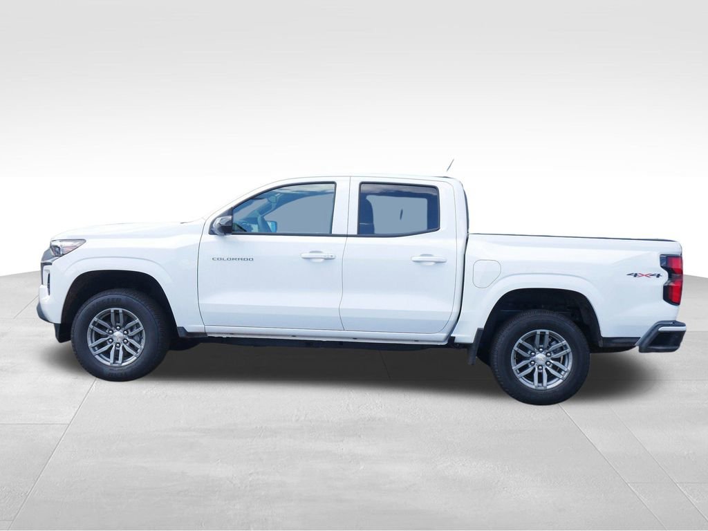 New 2025 Chevrolet Colorado LT w/ LT Convenience Package image 2